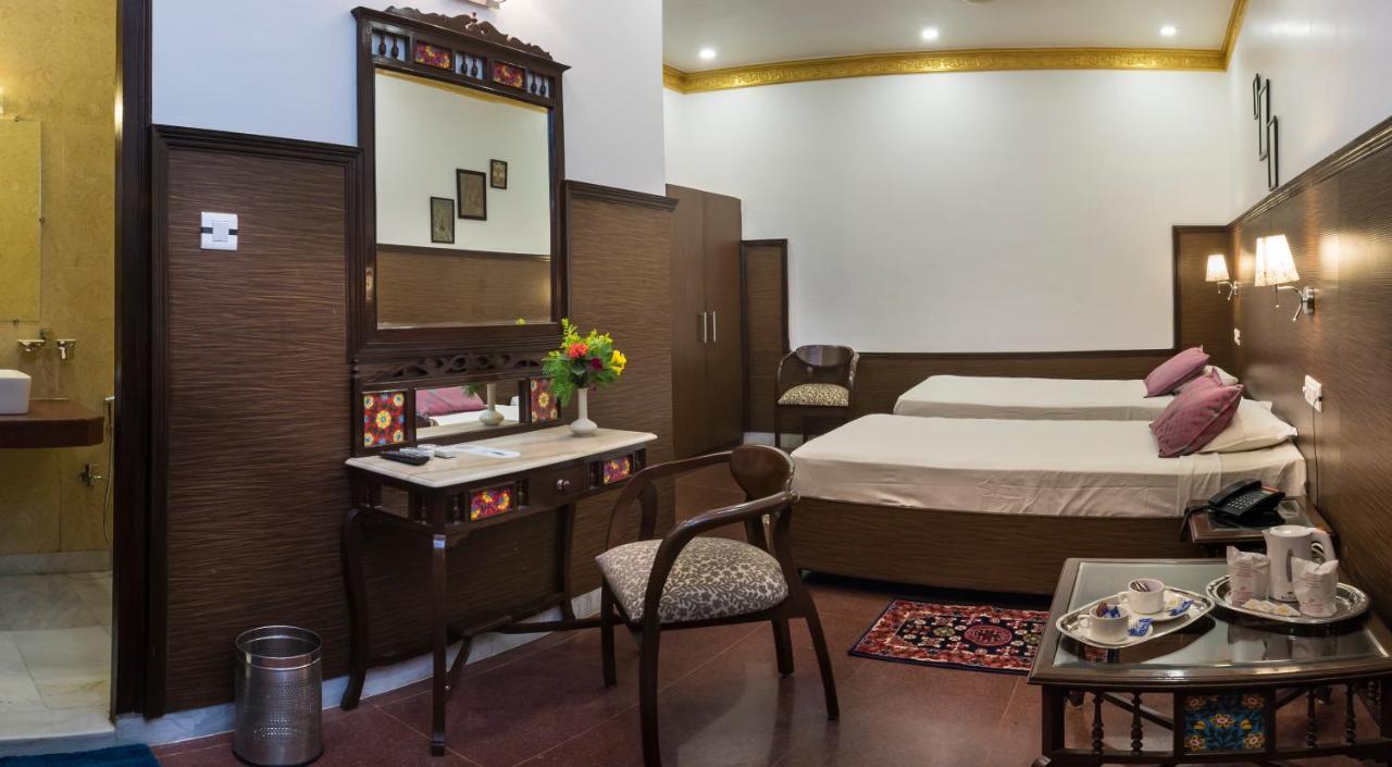 Hotel Harmony ขชุราโห ภายนอก รูปภาพ