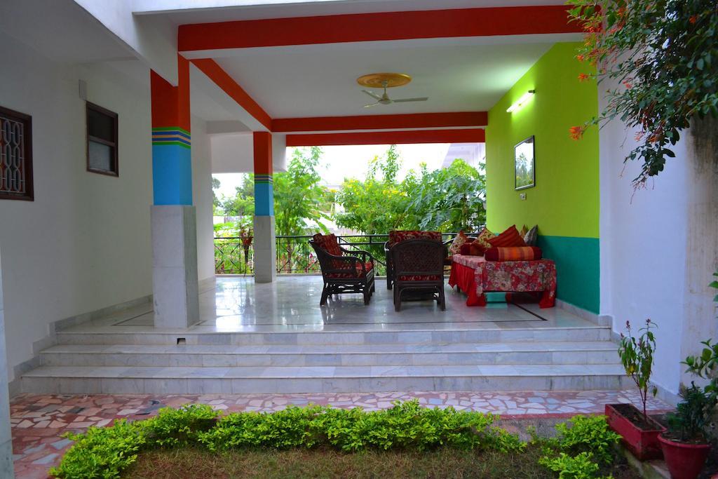 Hotel Harmony ขชุราโห ภายนอก รูปภาพ